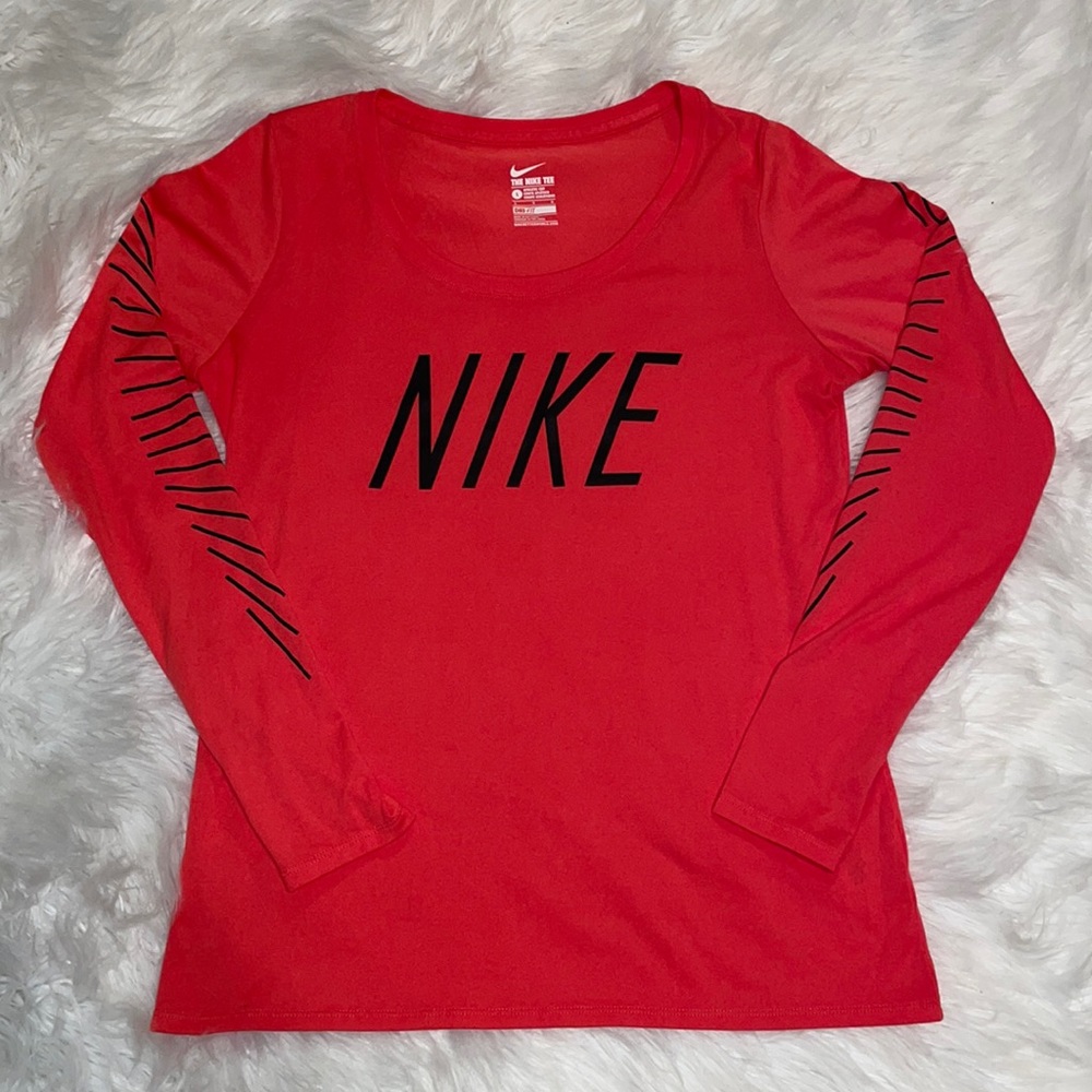 Nike drifit long sleeve shirt SOLD